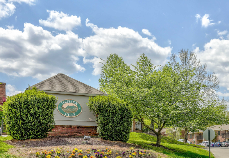 112 Watts Circle